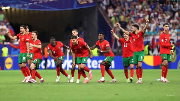 portugal-advances-thanks-to-diogo-costas-three-penalty-saves